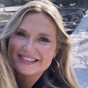 Meet your Posher, Veronica